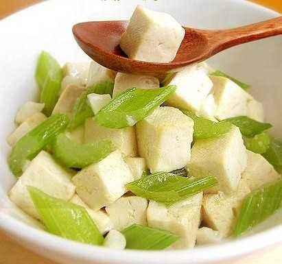 芹菜怎么吃好吃又简单，分享10种家常做法