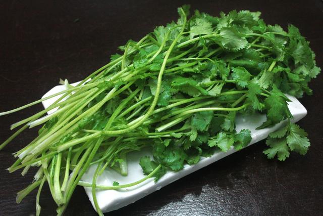 汤菜的做法大全，冬天汤菜做法大全家常菜（10道适合冬天的汤菜）