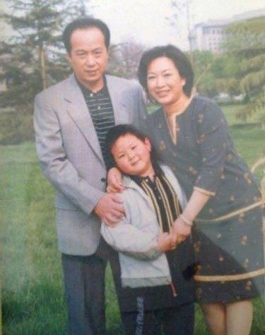 主持人罗京儿子近况，罗京儿子：名字取自唐诗