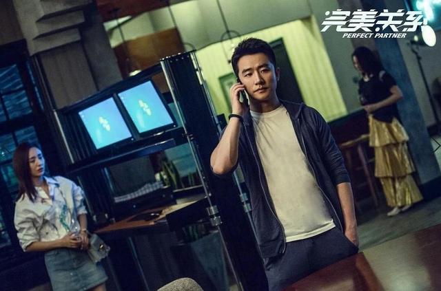 自在如风永少年，黄轩的颜值（《愿你自在如风永少年）