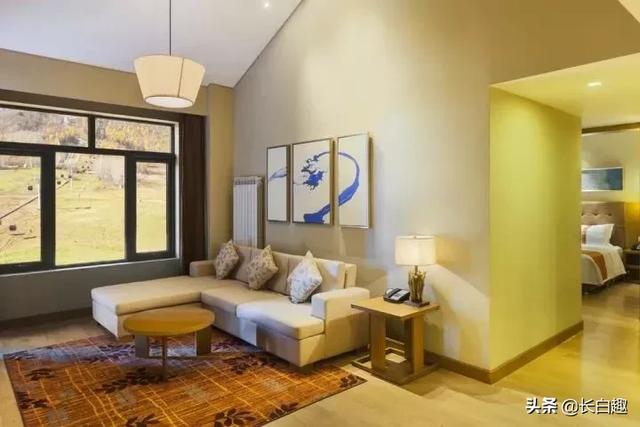 万达长白山滑雪场，长白山滑雪场在哪个地方（长白山万达度假区成国内冰雪赛事集结地）