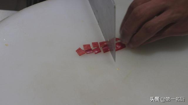 黄豆芽的家常做法，黄豆芽的十种家常做法（厨师长炒个黄豆芽）