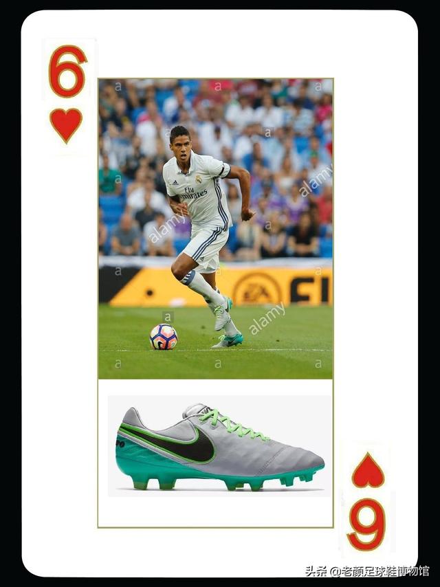 nike哪款足球鞋最轻，盘点nike足球鞋35年推出的54款经典足球鞋和代言人