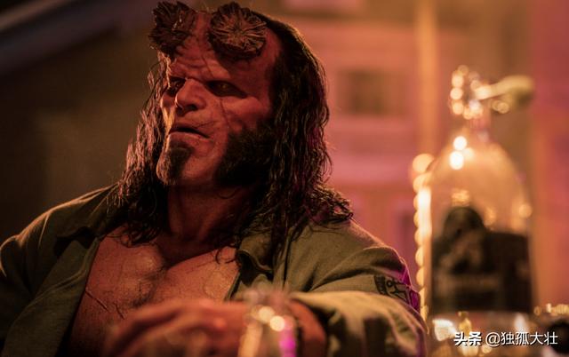 地狱男爵3 血皇后崛起里面的怪物，《地狱男爵》中的黑暗怪物