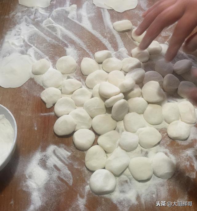 猪肉白菜饺子馅怎么调，白菜猪肉馅水饺怎么调馅最好吃