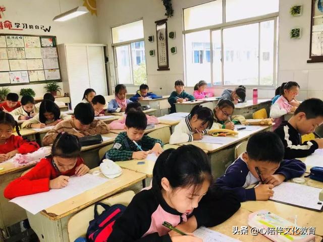 优秀奖作文郁达夫中学，高中郁达夫的文章