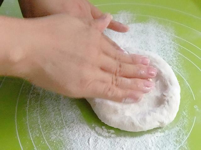 披萨饼的制作方法，披萨饼的4种做法你学会了吗
