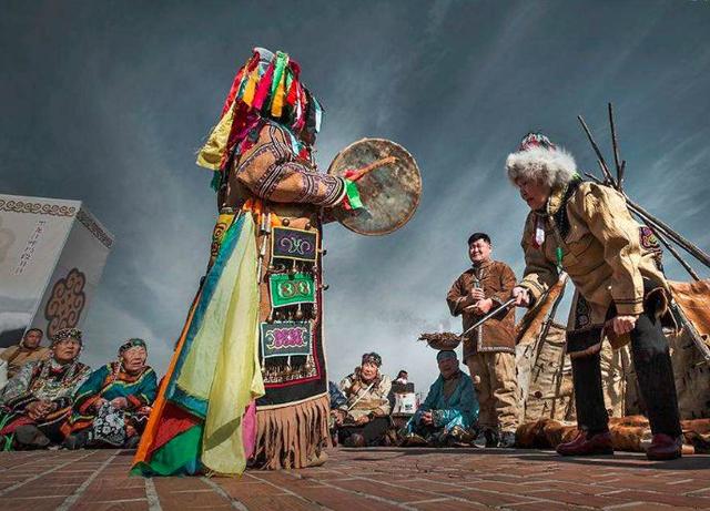 胡黄白柳灰五仙，东北人供奉的“胡黄白柳灰”5位大仙都是啥（民间五大仙家“狐黄白柳灰”）