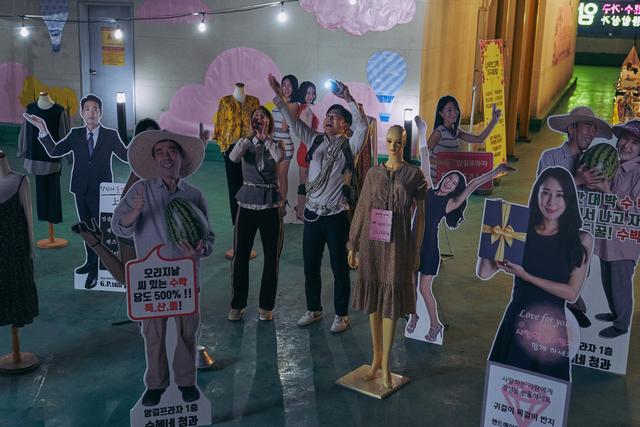 关于攀岩登山的电影，韩国今夏大爆影片极限逃生