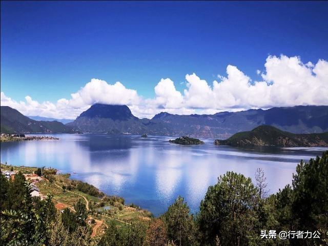 泸沽湖详细介绍，那些藏在春日里的诗意美景