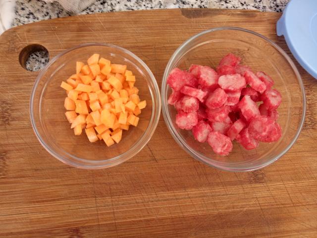 香肠炒饭怎么做，香肠炒饭怎样做（零失败快手又简单的腊肠炒饭）