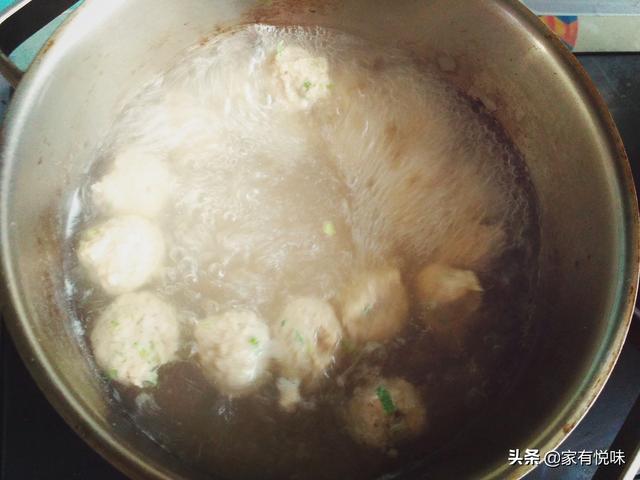 肉丸子怎么做又滑又嫩，肉丸子如何做的又嫩又滑（这才是肉丸子正确做法）