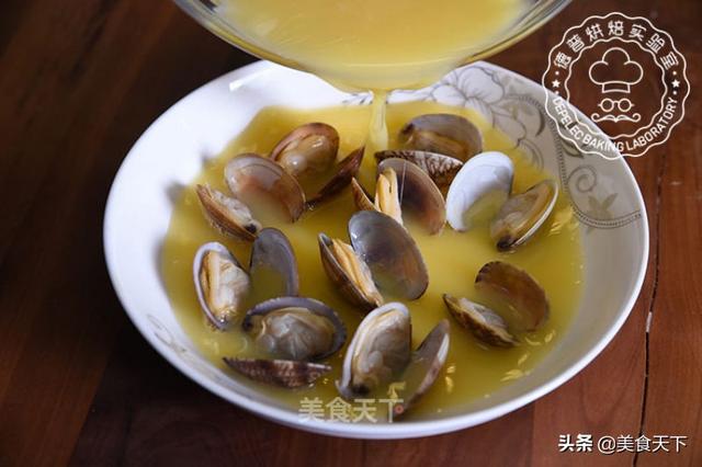 花蛤怎么炒又嫩又香，10分钟上桌鲜美滑嫩