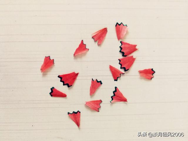 diy手工儿童贴画，带孩子一起用铅笔屑做贴画