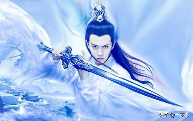 成玉元君与东华帝君，成玉站在人群前与连宋宛若天生一对