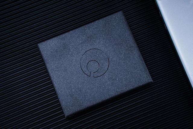 如何自建nas私有云，NAS很贵黑群很难两步让你0基础搭建私有云空间