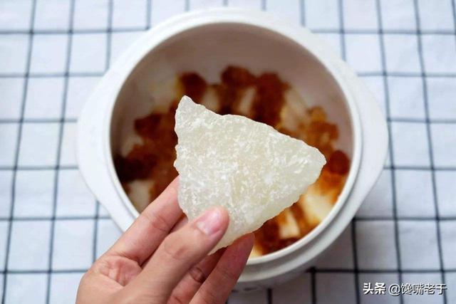 冰糖黄的好还是白的好，冰糖买白的还是黄色好