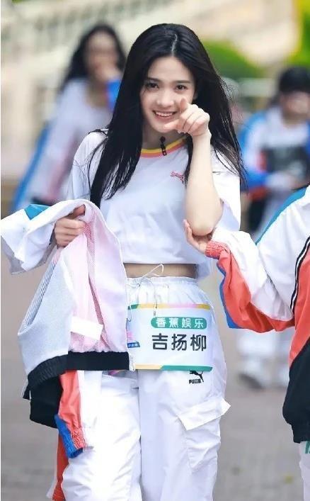 创造101第一季，创造101第一季全集黄子韬（《创造101》4年后）
