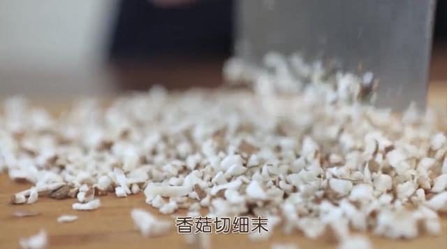 冰花煎饺做法技巧，零失败的冰花煎饺