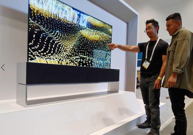 led和oled，电视机oled 屏幕和led的区别