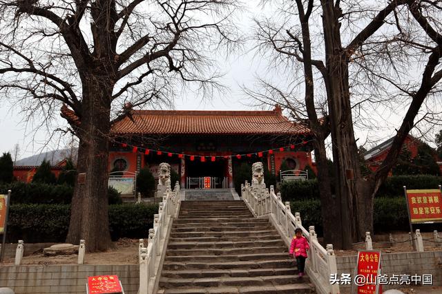 少林寺在河南什么地方，河南有名少林寺在哪里