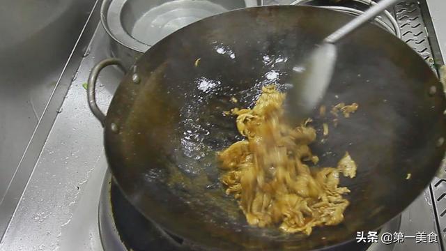 怎样炒肉片不柴软烂好吃，大厨教你饭店的3种烹饪技巧