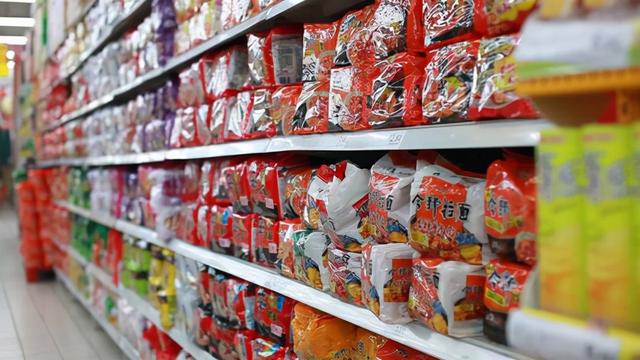 那些消失了的方便面，那些陪伴过我们的方便面