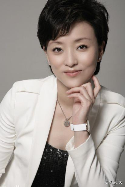  尼格买提的老婆是谁，尼格买提的现任老婆资料（30岁娶帕夏古丽）