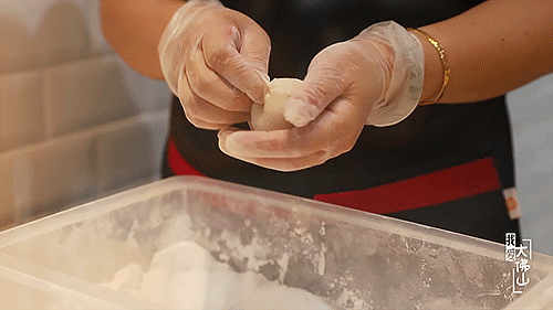 探店1口半个水果，糯米藕探店（贵阳探店\u0026满口水果精华的Ye小野果汁）