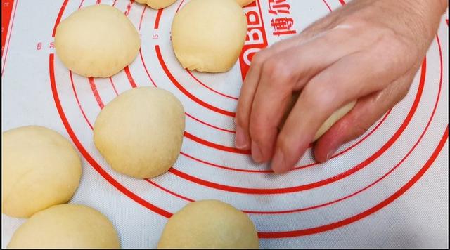 乳山正宗喜饼做法，自制乳山喜饼不加一滴水