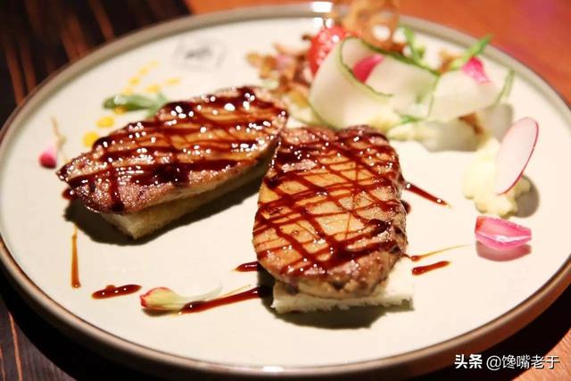 鹅肝为什么被称为世界顶级美食，三大珍馐之一鹅肝