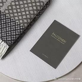 奈蔻羊绒外套，系出平门却妥妥