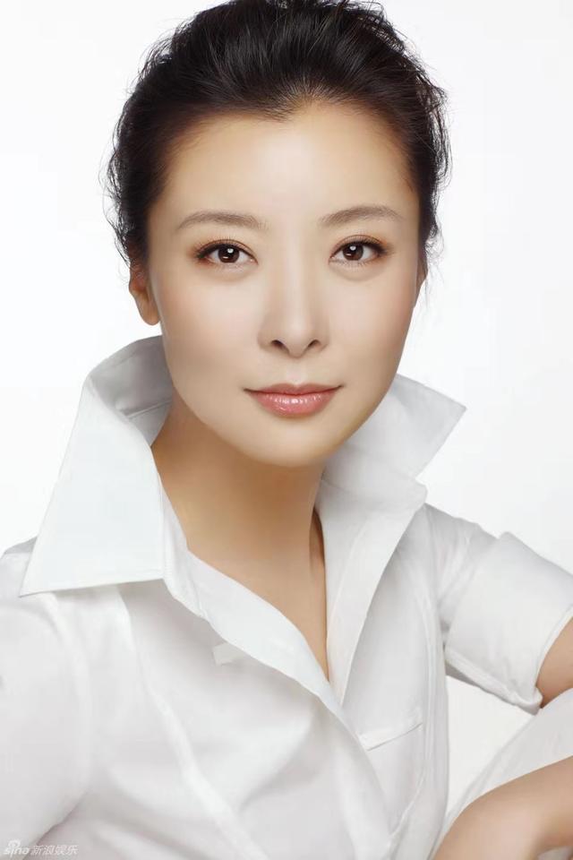 耿乐明星媳妇，演员耿乐：分别同居8年的孔琳