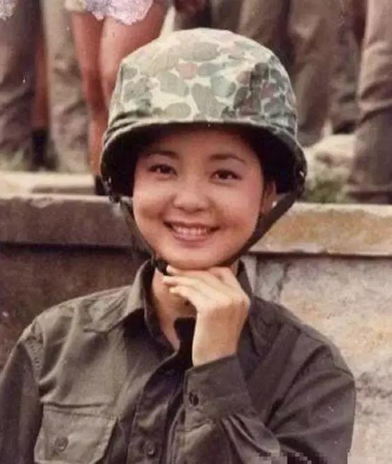 内地90年代最牛女歌手，人物13位红遍内地几十年女歌手现状