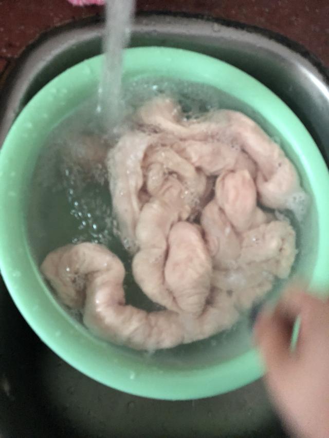 卤大肠的做法及配料，卤大肠的正宗的做法（照样卤出好吃入味的猪大肠）