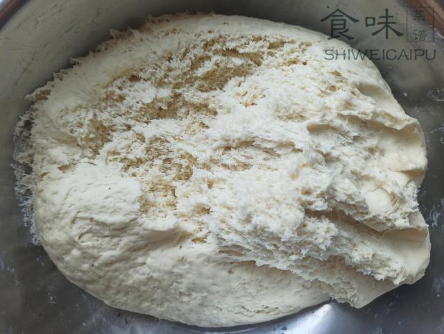 蒸馒头怎样发面，蒸馒头的正确方法面发酵（馒头暄软好吃有嚼劲）