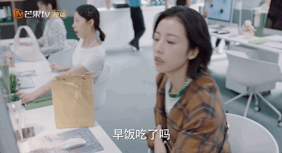 今秋时髦女人都爱穿这几款单鞋，还没买到满意的通勤单鞋