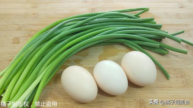 蒜苔怎么做又好吃又下饭，蒜苔这样做太好吃了