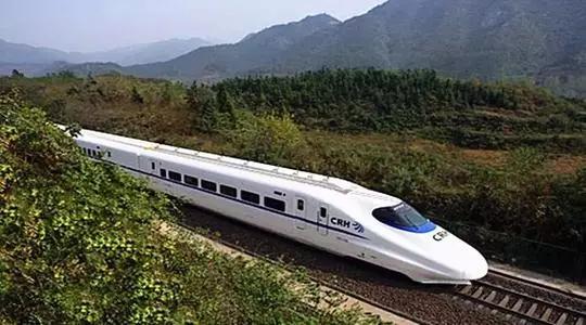 火车上让带宠物吗，坐火车可以带小型宠物狗吗