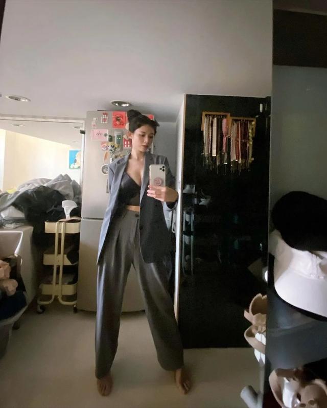 她被稱為台灣「奶茶妹」，身材傲人笑容甜美，我淪陷了 街拍正妹 第4张