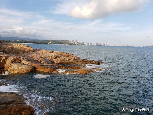 惠州附近的海滩景点，惠州南表山旁还有三个如此优美的野沙滩