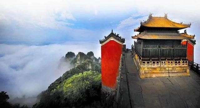 武当山金顶简介，武当山金顶的秘密（武当山金顶的来历）