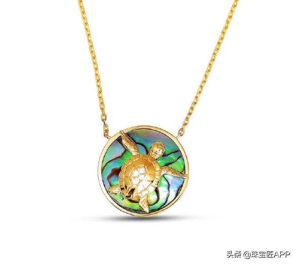 女王贝是什么宝石，贝壳首饰的颜色（珠宝首饰、钟表类目管理规则丨鸿石）