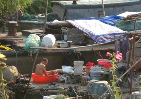 陕豫湘鸡鸣三省在哪里，苏皖豫陕大巴车三天游十城是一种什么节奏