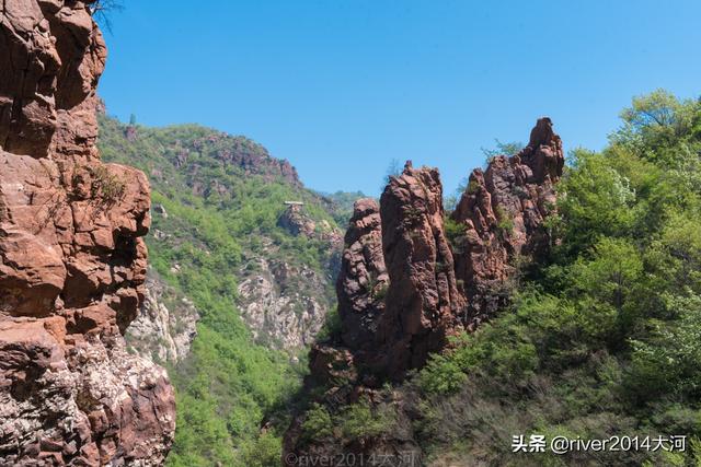 伏羲山玻璃大峡谷，河南伏羲山悬空玻璃廊桥亮相