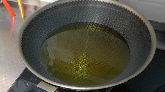 如何炸薯条又酥又脆窍门，炸薯条3个超简单小技巧