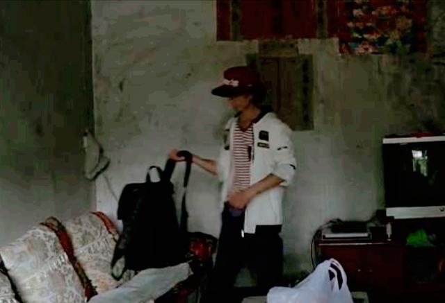 滑板鞋庞麦郎原版哪年的，我的滑板鞋原唱庞麦郎为何家徒四壁住砖房