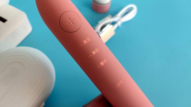 电动牙刷怎么充电，各种电动牙刷的充电方式