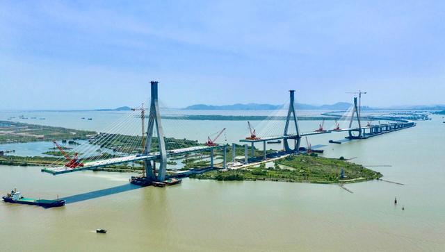 珠江入海口地理位置，珠江有几个入海口