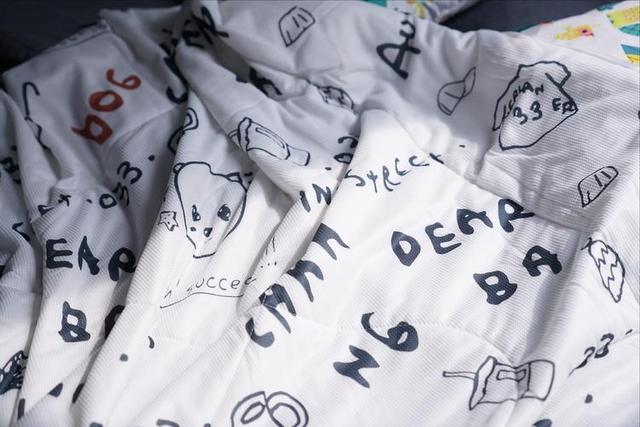 夏天用什么材质的空调被，选对空调被，远离空调病